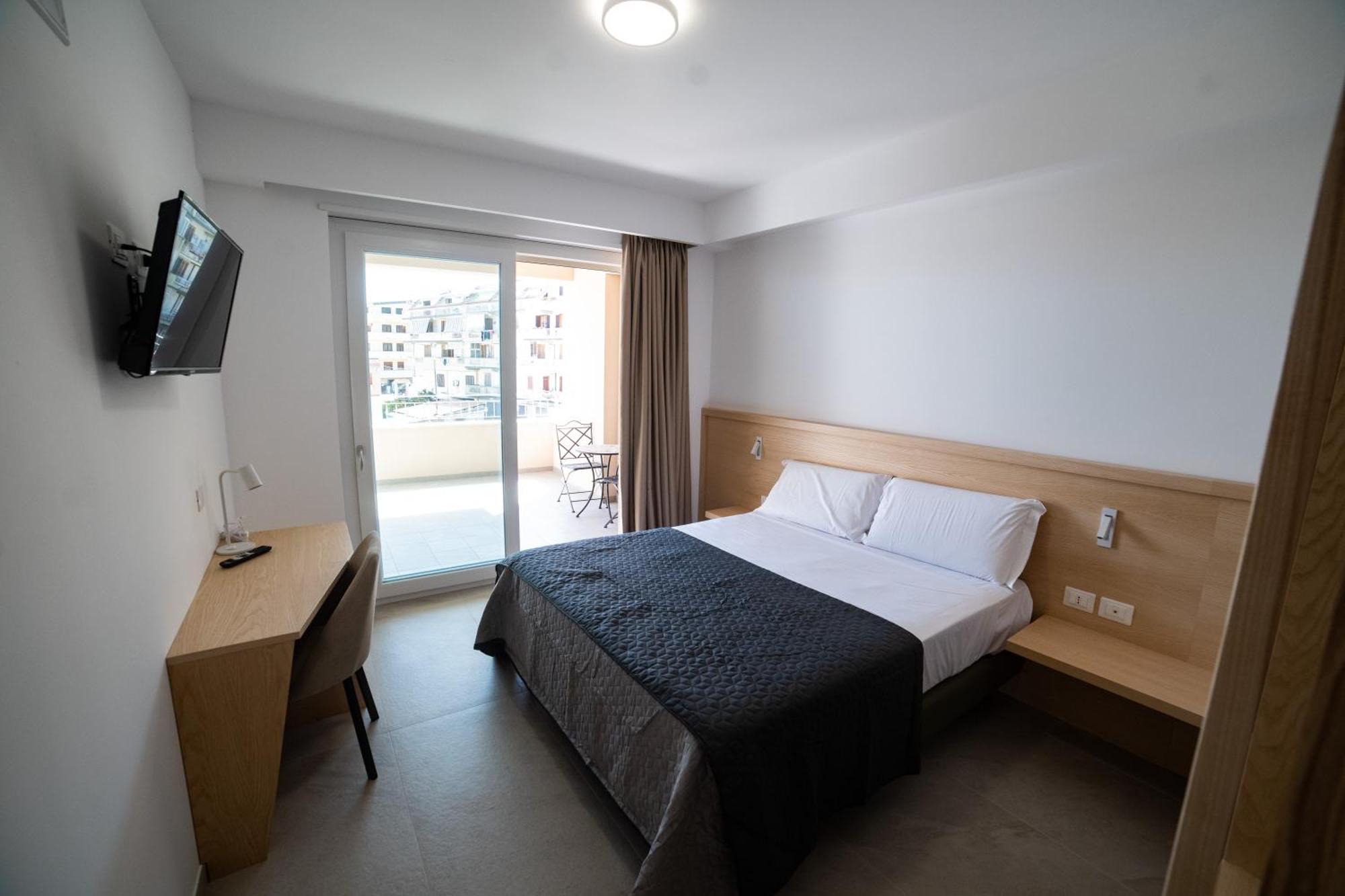 Middle Town Palace Hotel Tropea