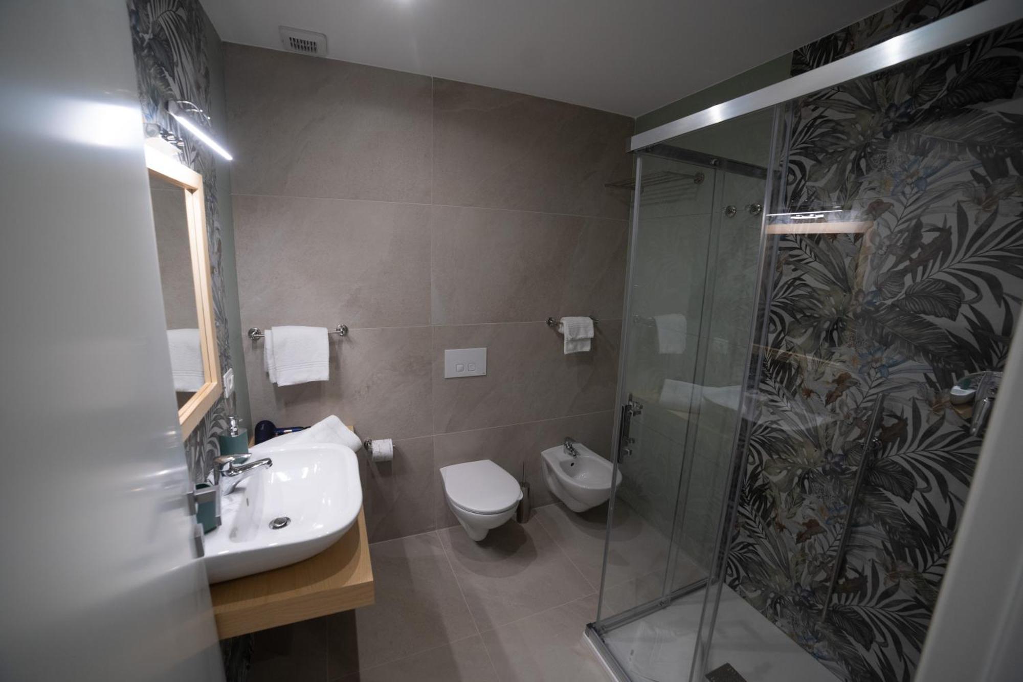 Middle Town Palace Hotel 4*